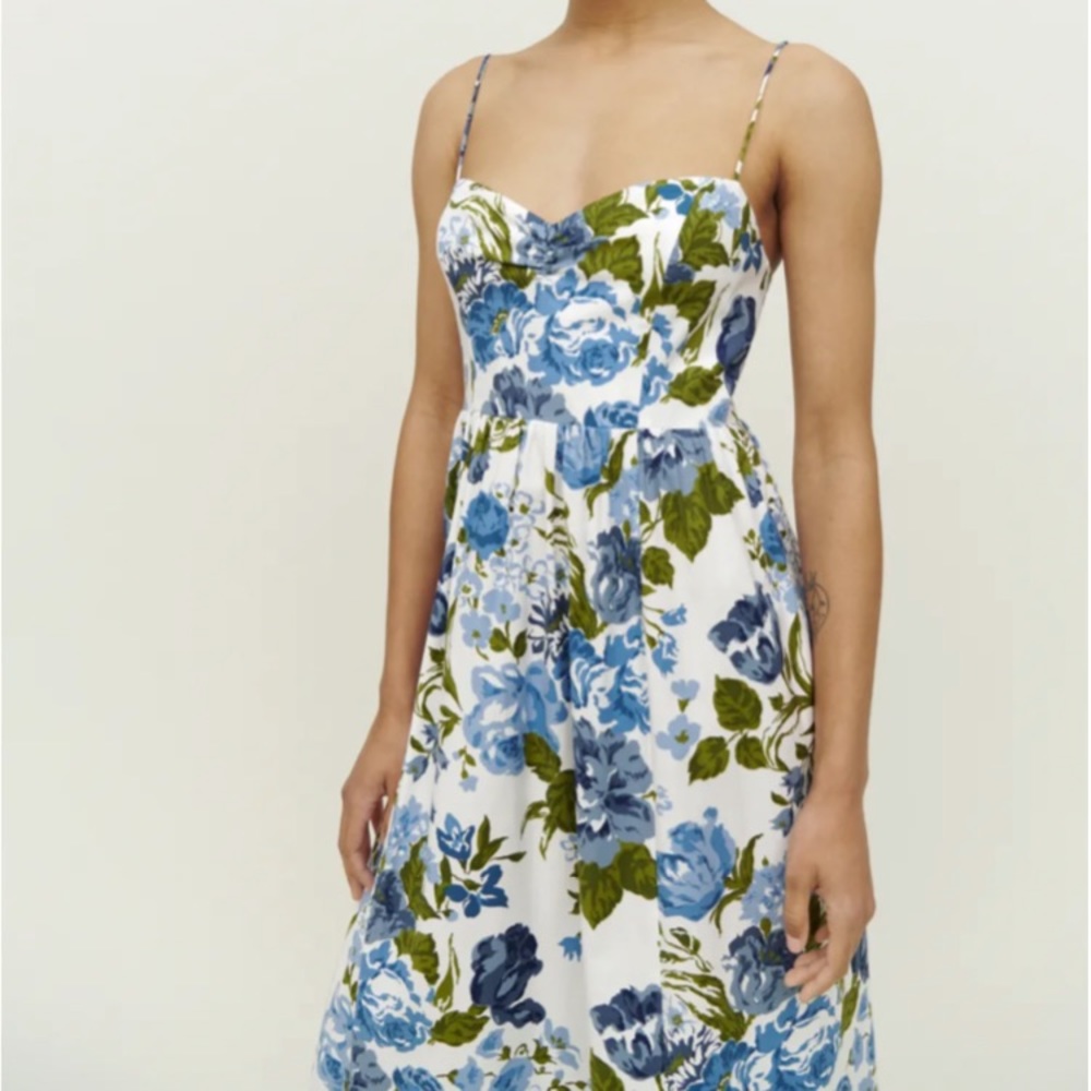 Reformation Dovie Dress size XS in Lucca
